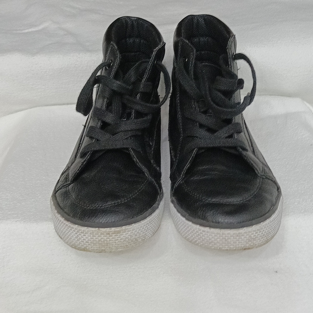 Place size 6Y